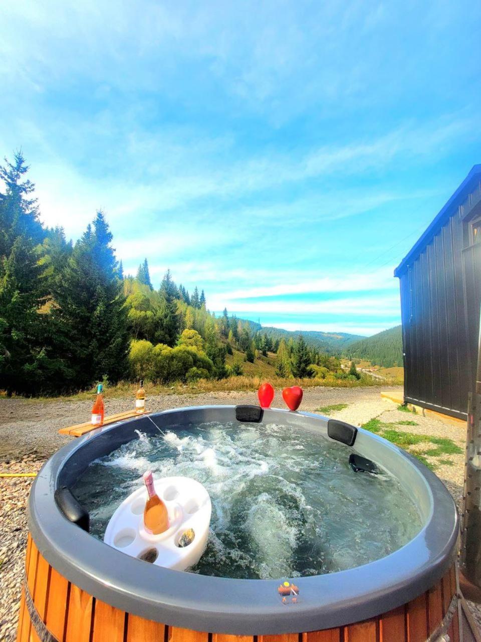 Cucu Zen Dome Bucovina Luxury tent Iacobeni (Suceava)