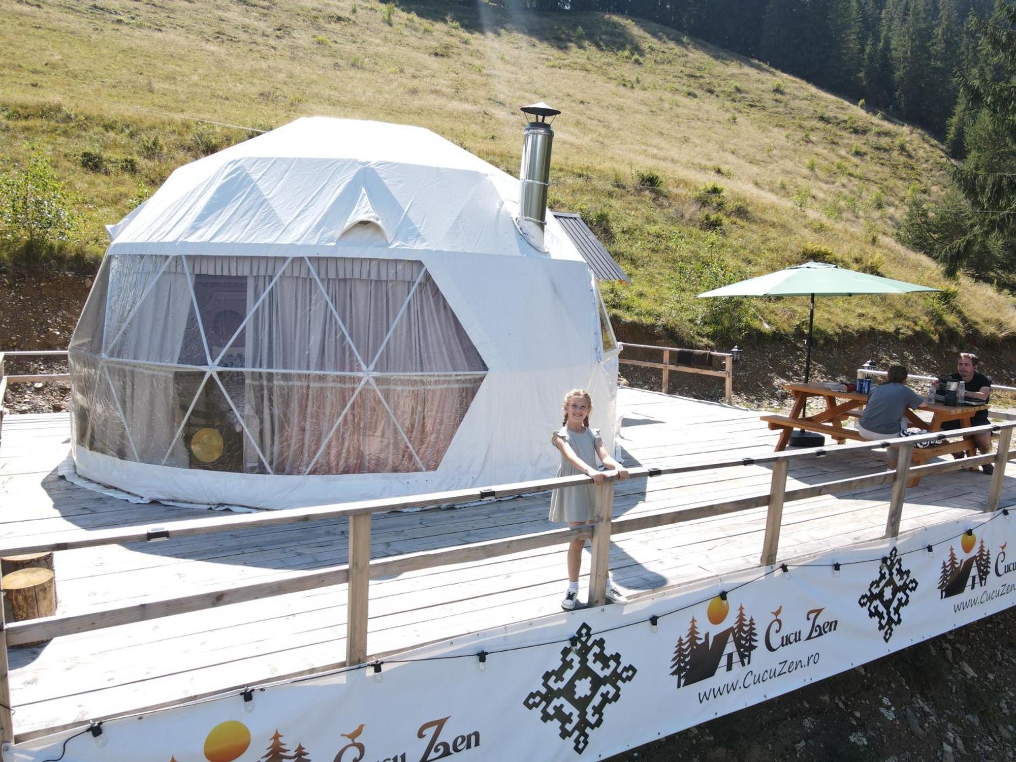 Cucu Zen Dome Bucovina * Iacobeni (Suceava)