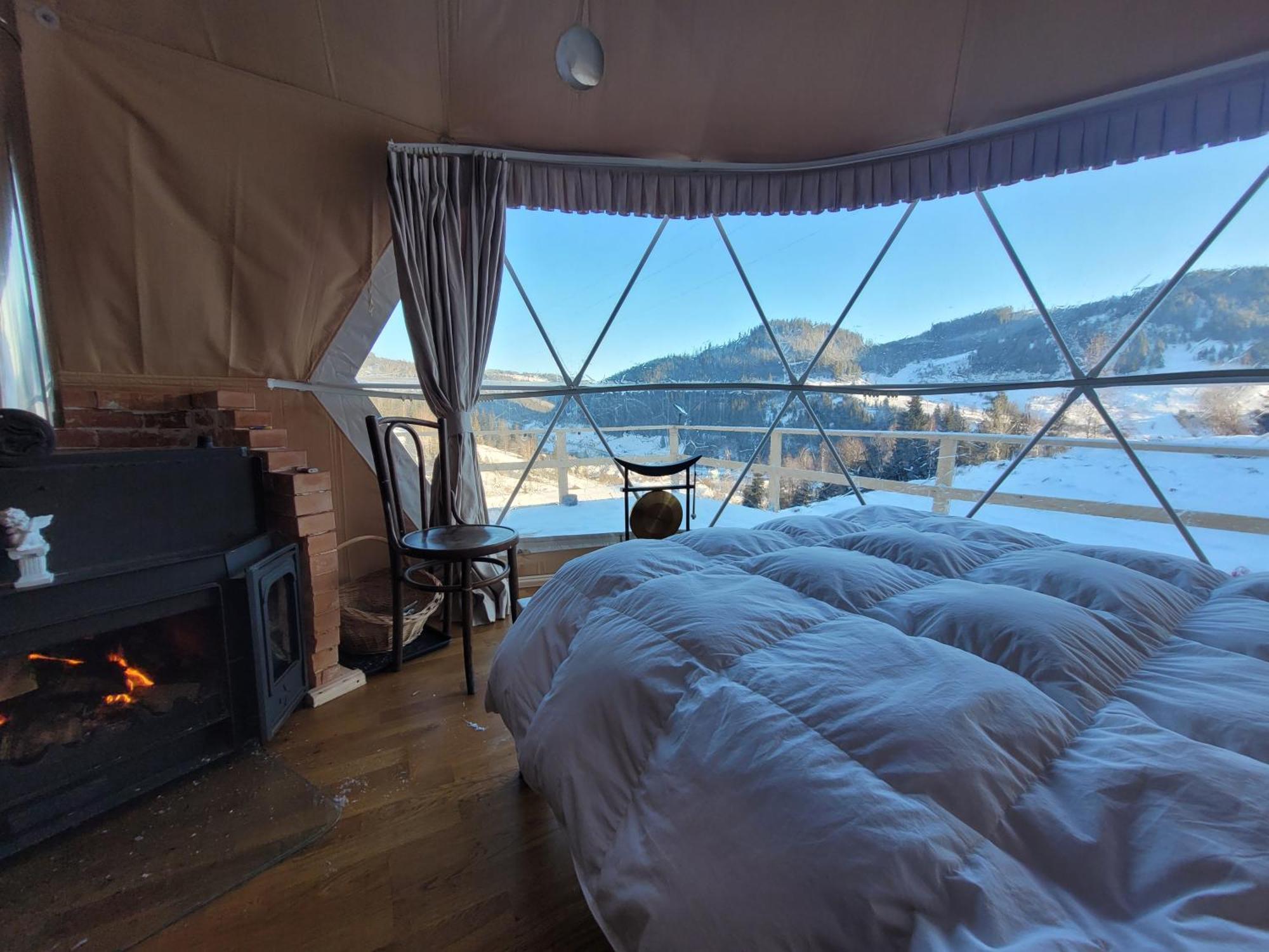 Cucu Zen Dome Bucovina Luxury tent Iacobeni (Suceava)