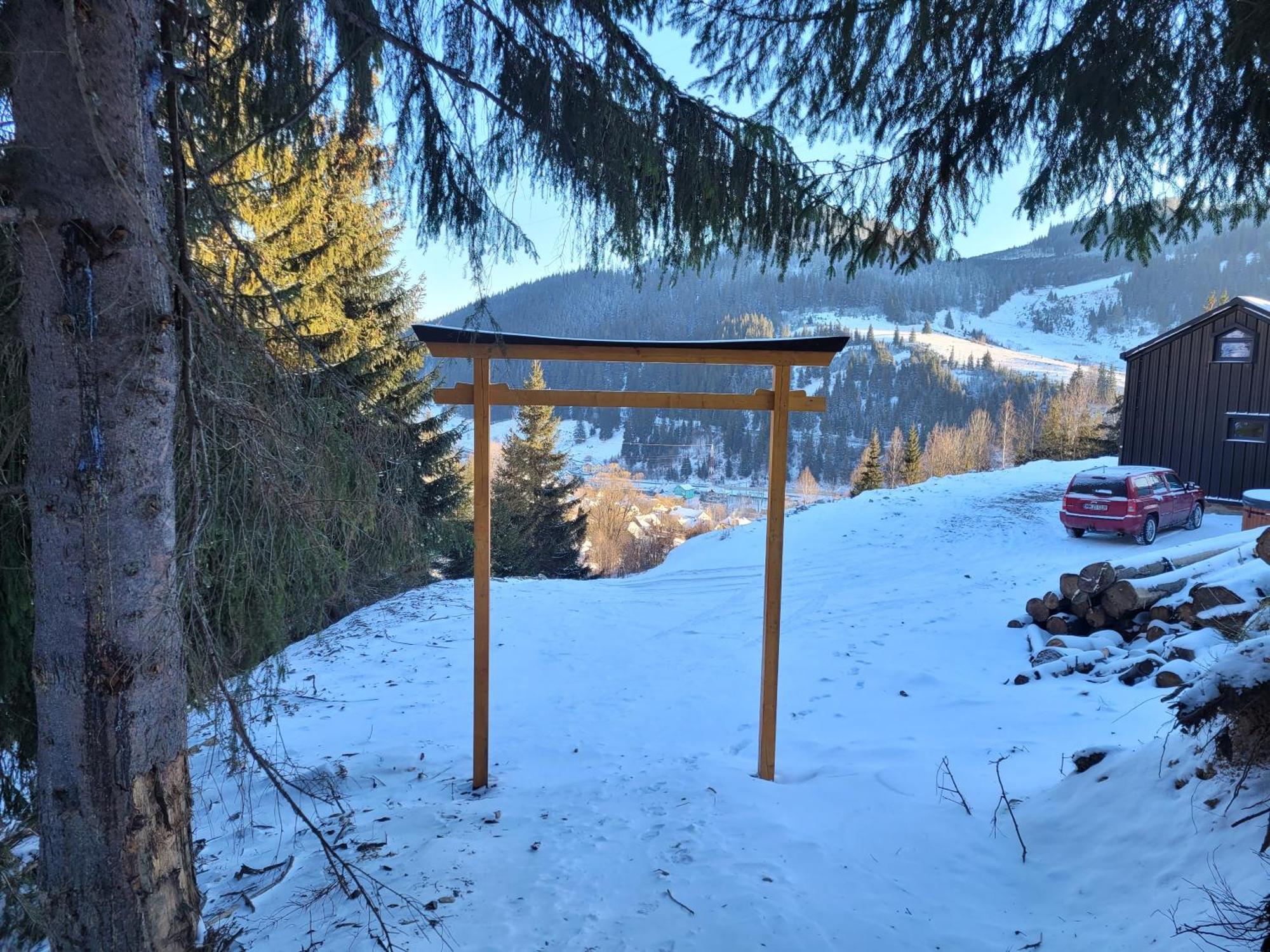 Cucu Zen Dome Bucovina * Iacobeni (Suceava)